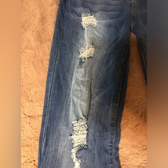 Flare Cute Ripped Jeans - Picture 3 of 6